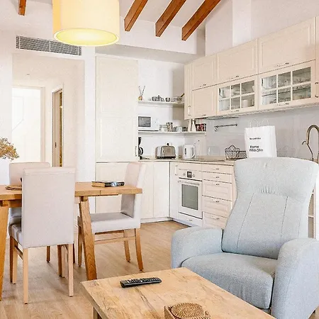 Townhouse With Puig De Maria View By Homevillas360 Holiday home *